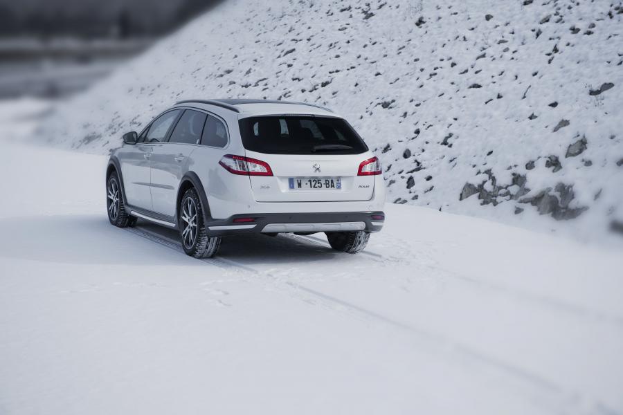  Peugeot 508 RXH 2012 года  (фото 21 из 93)